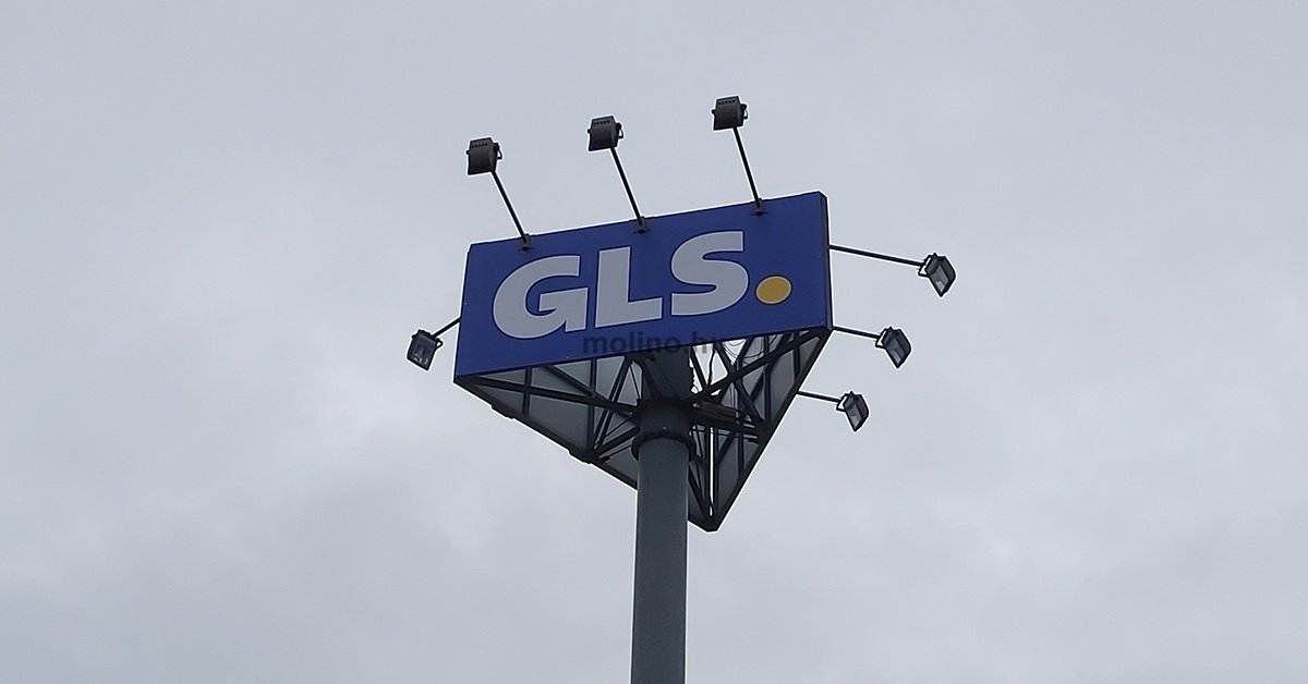 GLS három oldalú totemoszlop
